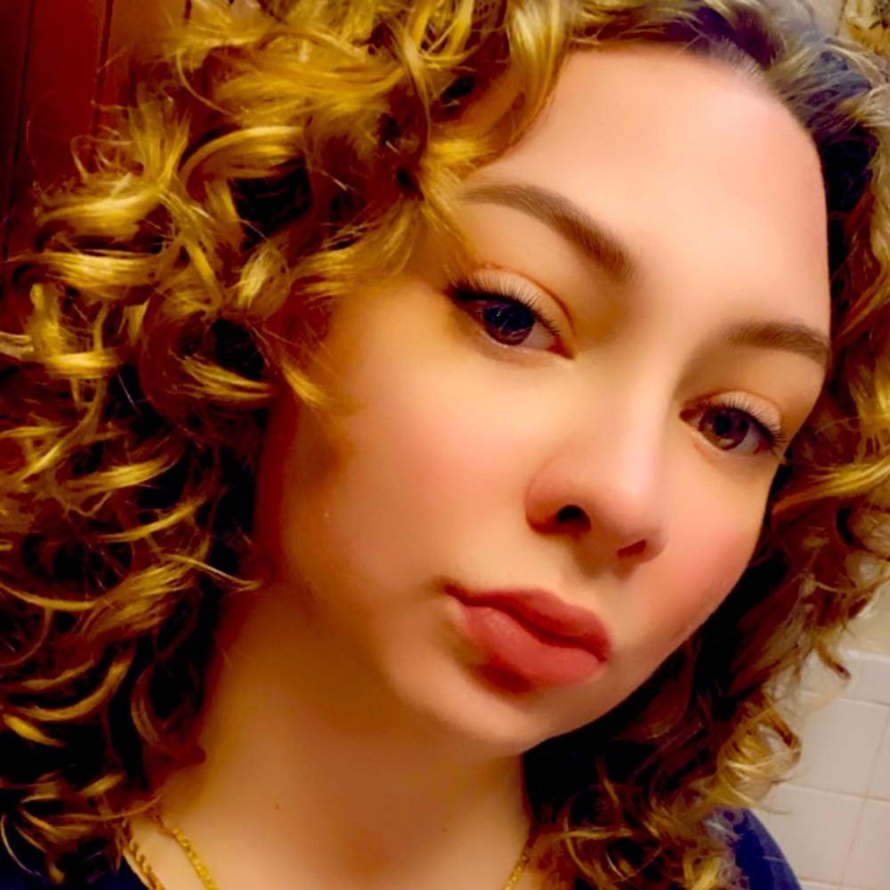 Meet your Posher, Brianne